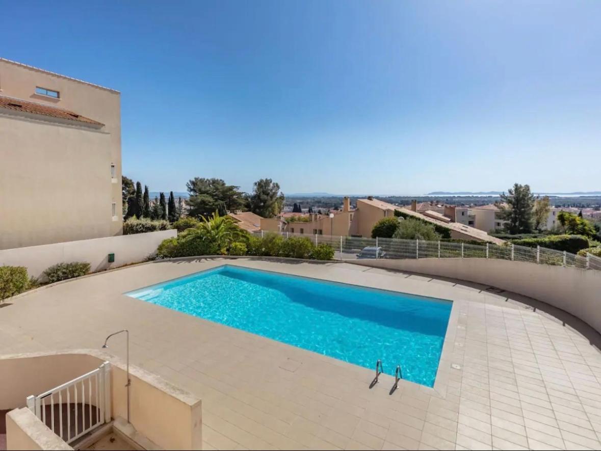 Le Soleil Bleu Hyerois Lägenhet Hyères Exteriör bild
