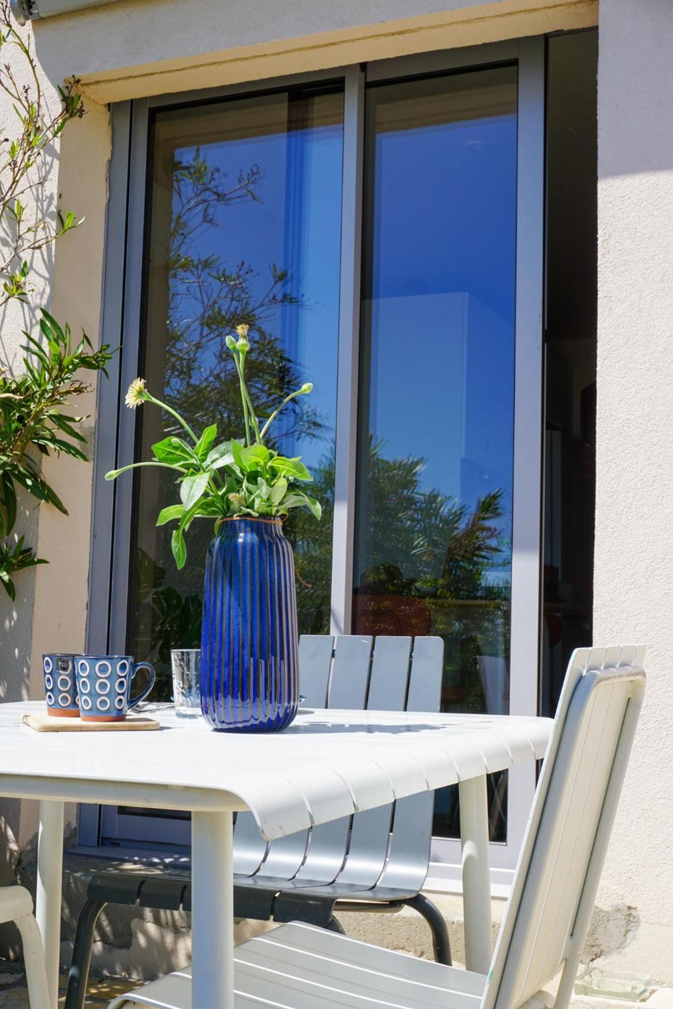 Le Soleil Bleu Hyerois Lägenhet Hyères Exteriör bild